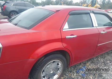 2007 Chrysler 300 Touring z USA, uszkodzony, nr VIN 2C3LA53G37H692880